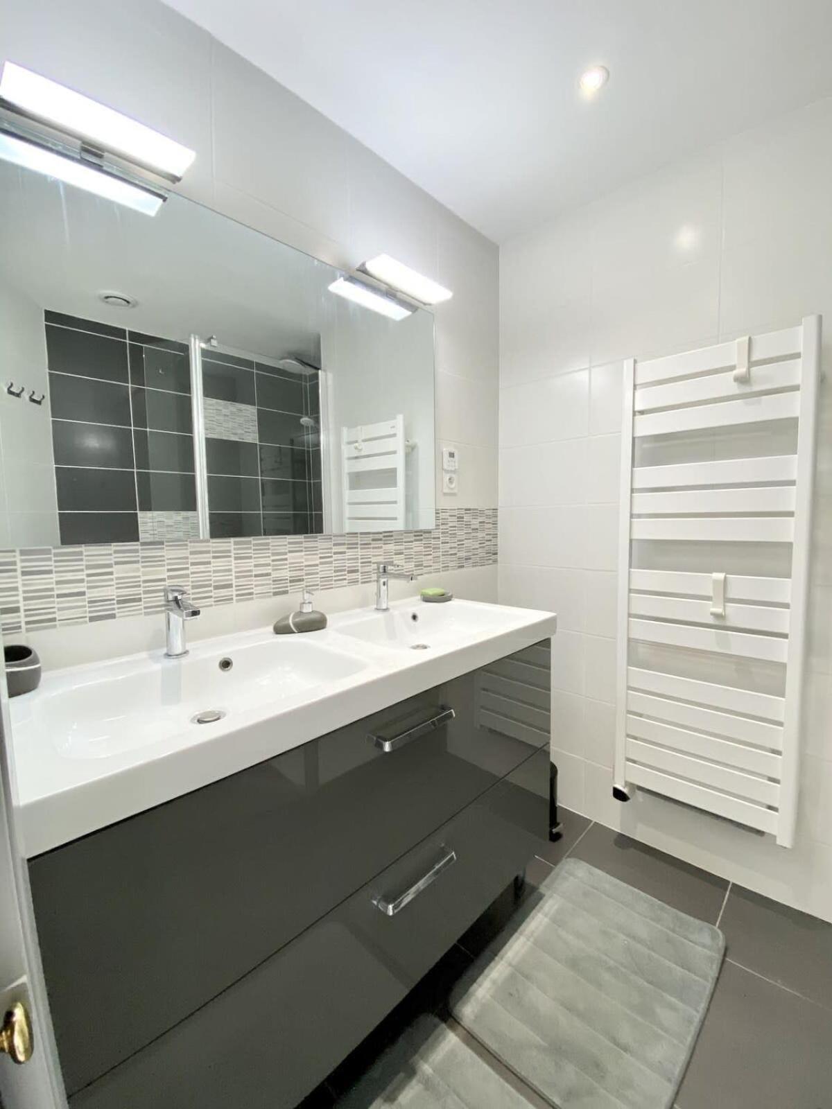 Charmant T3 Cosy A 2 Pas Du Bourg Et Des Plages Лармор-Плаж Экстерьер фото